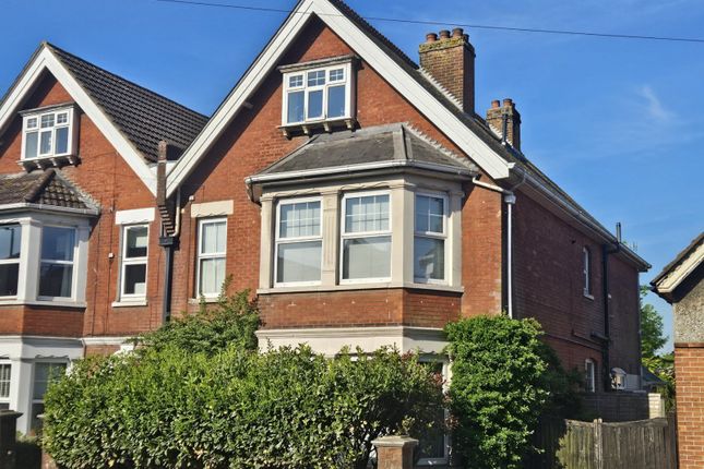 Castle Road, Salisbury, Wiltshire, SP1 5 bed semi