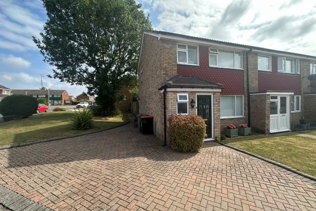 Salters Way, Dunstable LU6 3 bed end of terrace house for sale