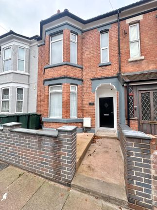 6 bedroom terraced house for sale