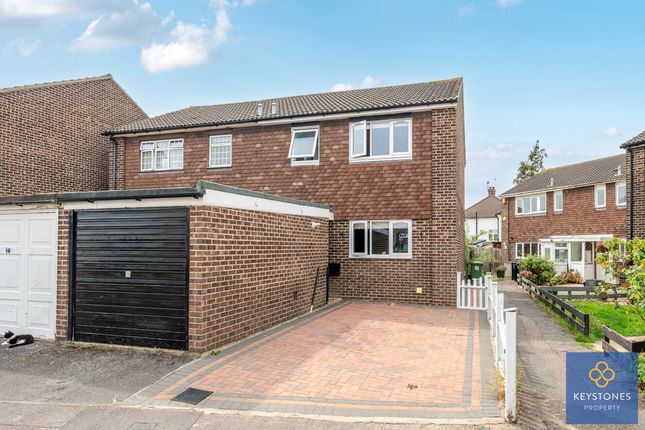 Portnoi Close, Rise Park, RM1 3 bed semi
