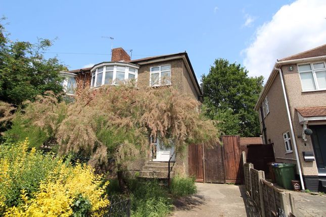 3 bed end terrace house