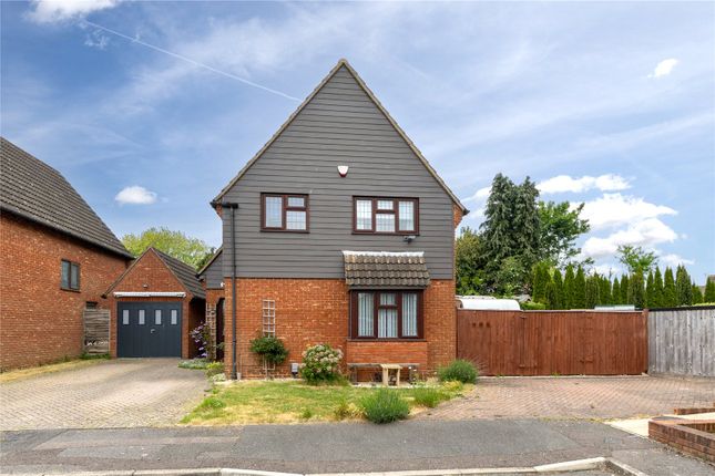 Walnut Close, Bedfordshire LU2 4 bed detached house for sale