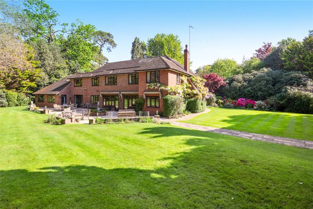 6 bedroom detached house for sale