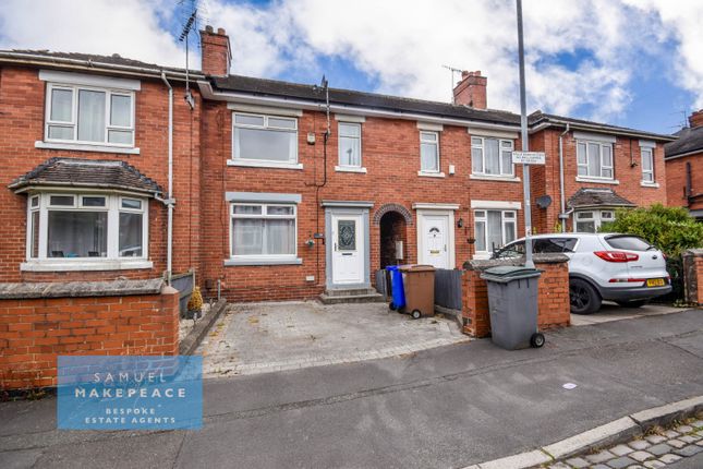 2 bedroom town house for sale