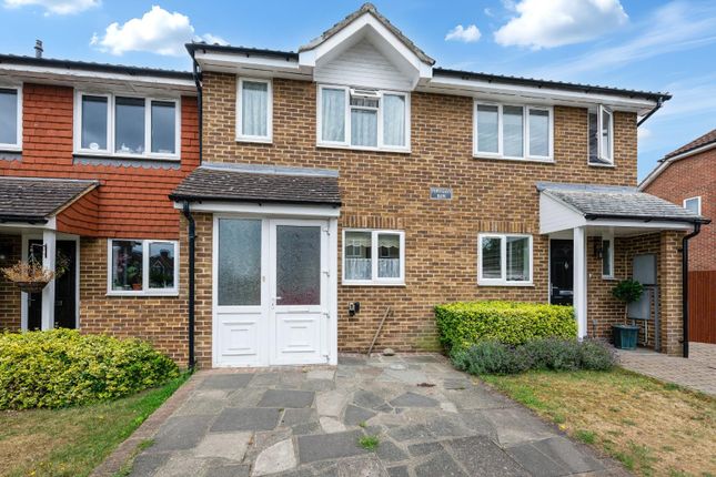 Popinjays Row, Netley Close, Cheam 2 bed terraced house for sale