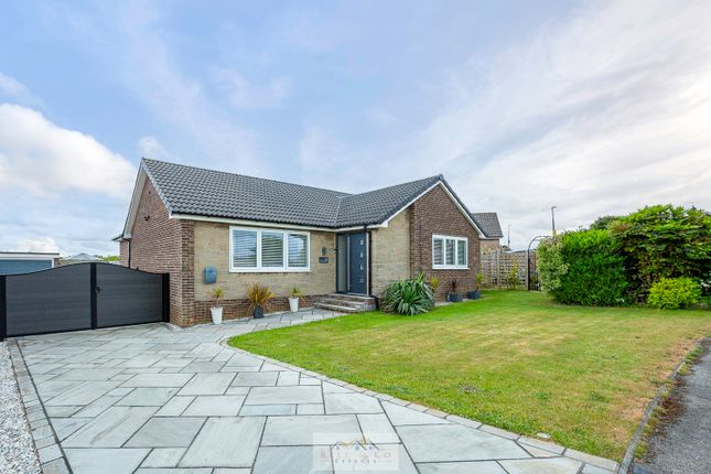 Hawthorne Avenue, Sheffield S25 3 bed detached bungalow for sale