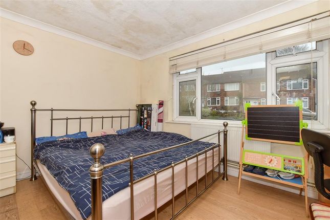 2 bed flat