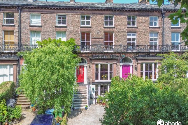 5 bedroom town house for sale