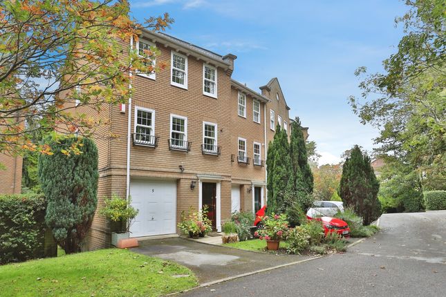 4 bedroom town house for sale