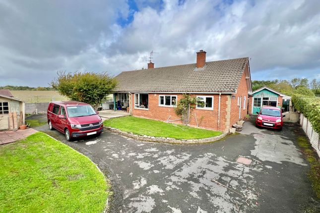4 bedroom detached bungalow for sale
