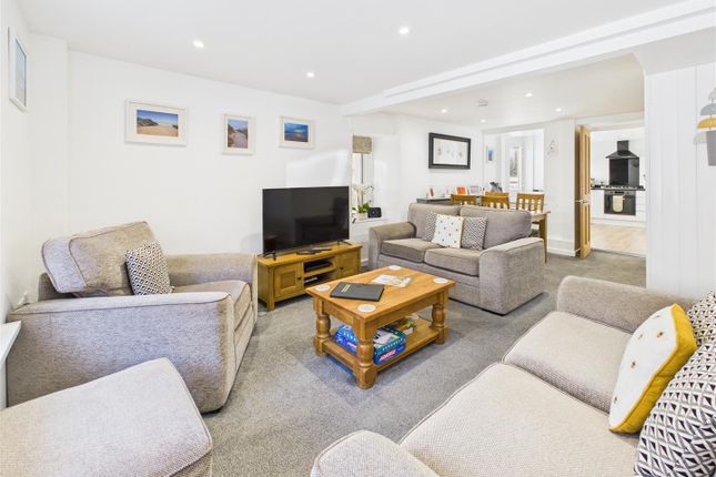 2 bed terraced house