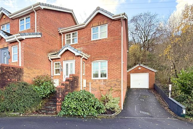 Aberaman, Aberdare CF44 3 bed end of terrace house for sale