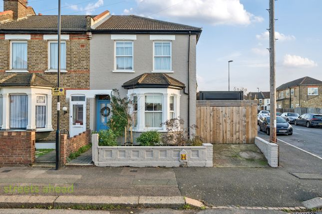 Burlington Road, Thornton Heath, CR7 2 bed end of terrace house for sale