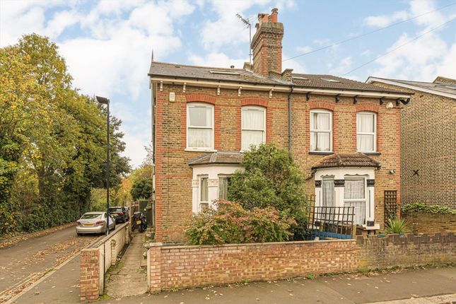 Parkside Road, Hounslow TW3 4 bed semi