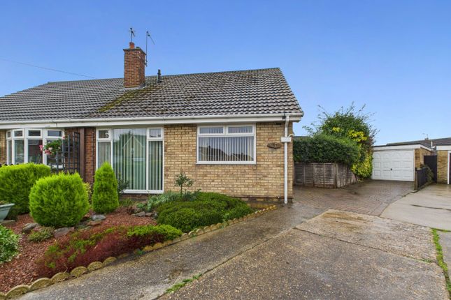 Chapel Close, Skirlaugh, Hull, HU11 5ED 3 bed semi