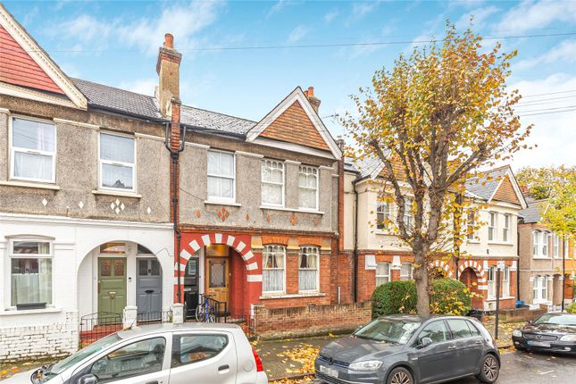 Salterford Road, Tooting, SW17 2 bed maisonette for sale
