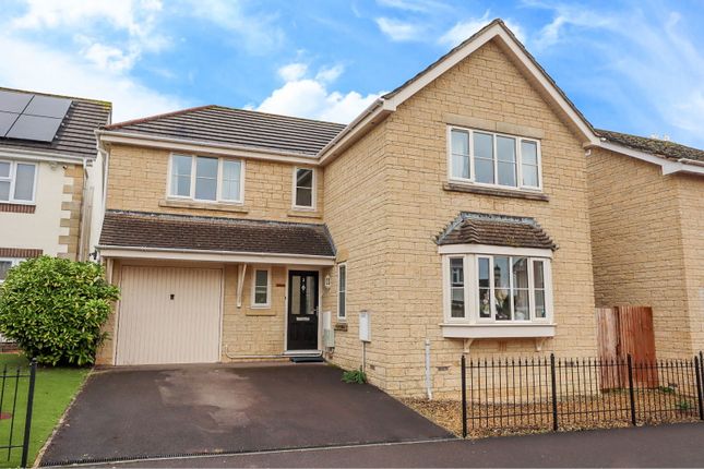 Meadowsweet Drive, Calne SN11 4 bed detached house for sale