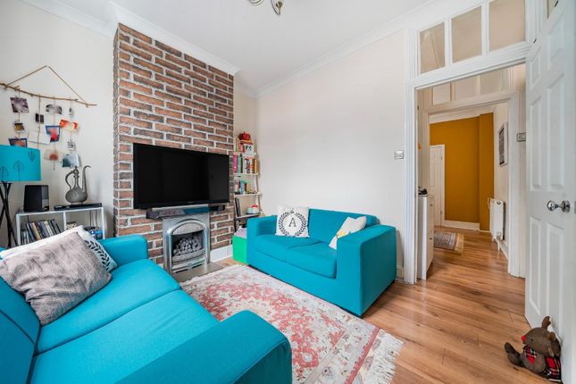 2 bedroom house for sale