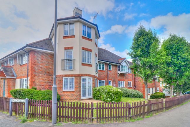 Gallows Lane, Buckinghamshire HP12 2 bed apartment for sale