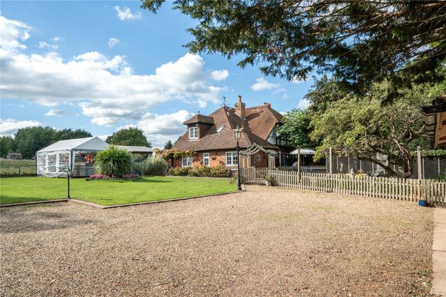 Hardwick Lane, Chertsey KT16 3 bed property with land for sale