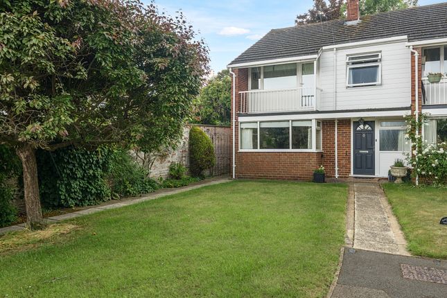 Kings Close, Oxfordshire RG9 3 bed end of terrace house for sale