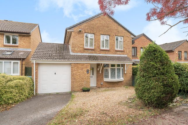 Primrose Way, Locks Heath, Hampshire... 3 bed detached house for sale