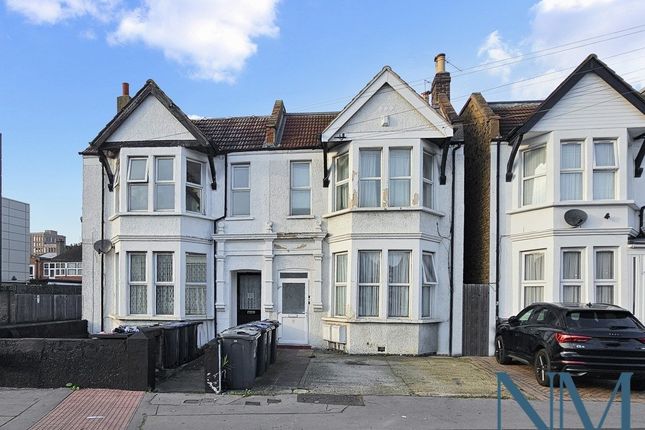 2 bed flat