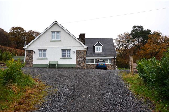 4 bedroom detached bungalow for sale