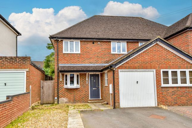 Belmont Road, Hemel Hempstead, HP3 3 bed semi