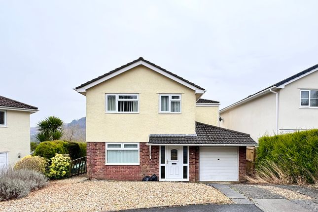 Cefn Pennar, Mountain Ash CF45 4 bed detached house for sale