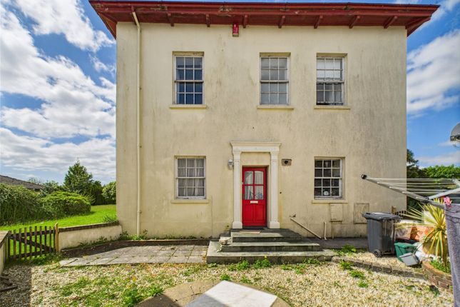 Tremeddan Court, Cornwall PL14 3 bed end of terrace house for sale