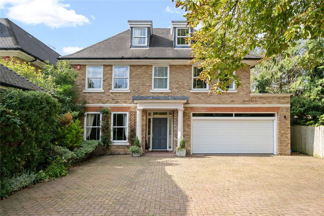 6 bedroom detached house for sale