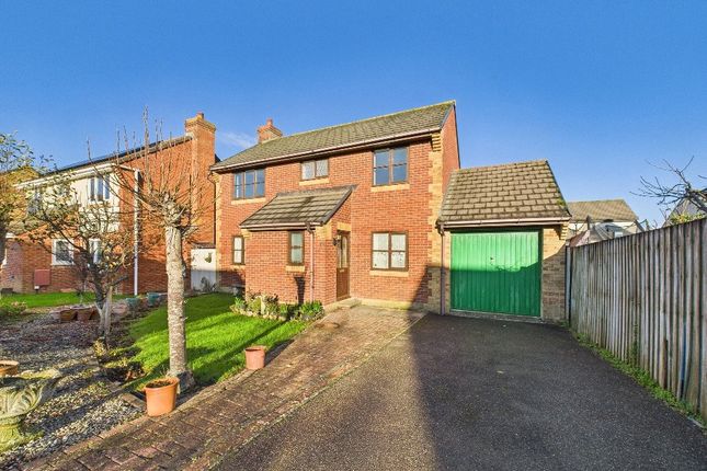 Elizabeth Road, Bude, Cornwall 4 bed detached house for sale