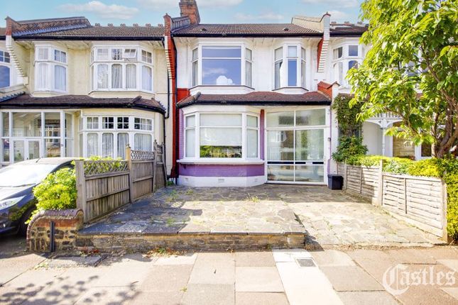 Caversham Avenue, London, N13 3 bed terraced house for sale