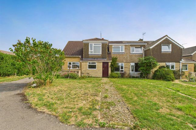 The Ridings, Chippenham SN14 4 bed semi