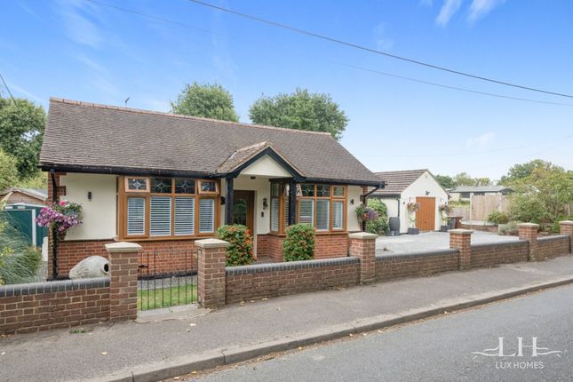 Crow Green Road, Pilgrims Hatch 3 bed bungalow for sale