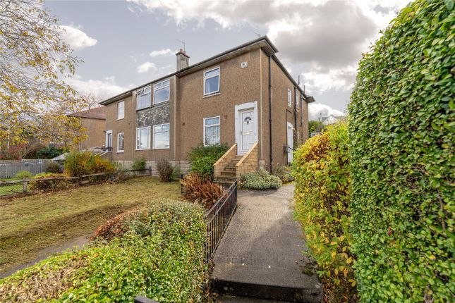 266 Colinton Mains Road, Edinburgh, EH13 3 bed flat for sale