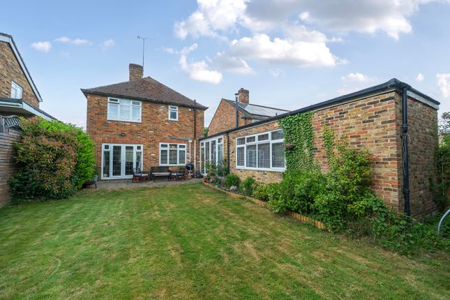 Broom Hill, Stoke Poges... 3 bed detached house for sale