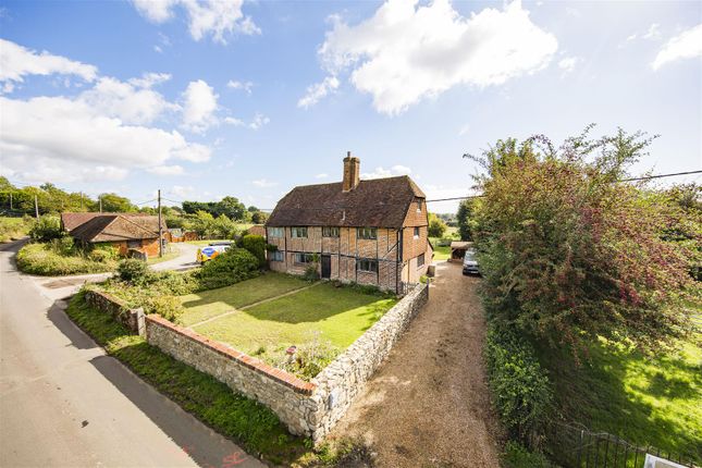 Broadwater Road, West Malling ME19 2 bed semi