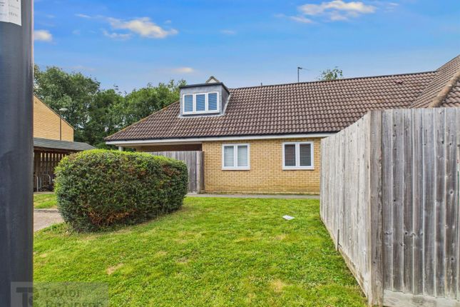 Bewbush, Crawley 2 bed flat for sale
