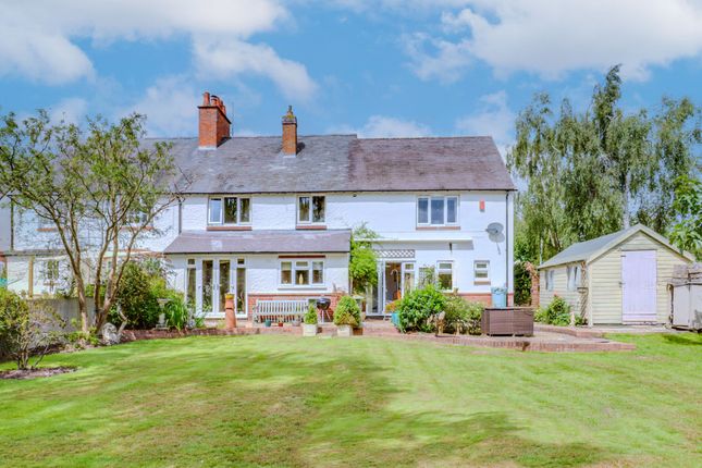 The Croft, Kirby Muxloe, LE9 4 bed semi