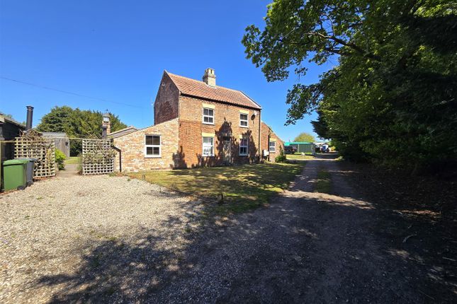 Beccles Road, Belton 3 bed detached house for sale
