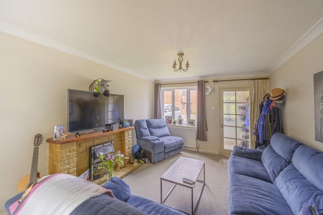 Camton Road, Swindon SN5 3 bed detached house for sale