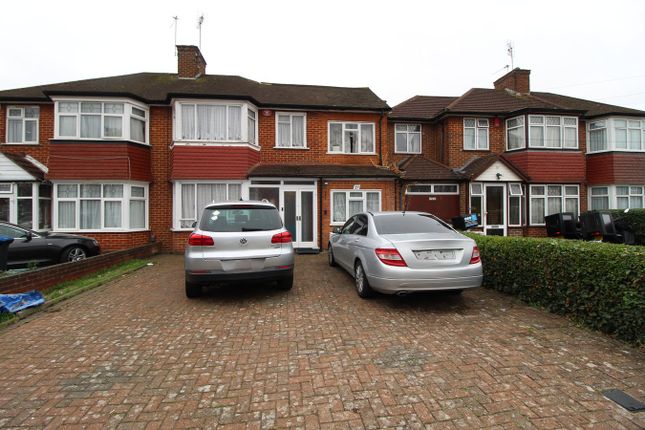 Calder Gardens, Edgware, HA8 5 bed semi