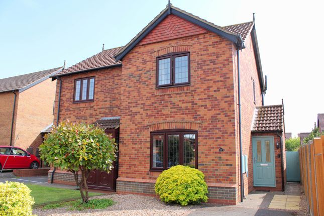 Sycamore Close, Barnetby, DN38 2 bed semi