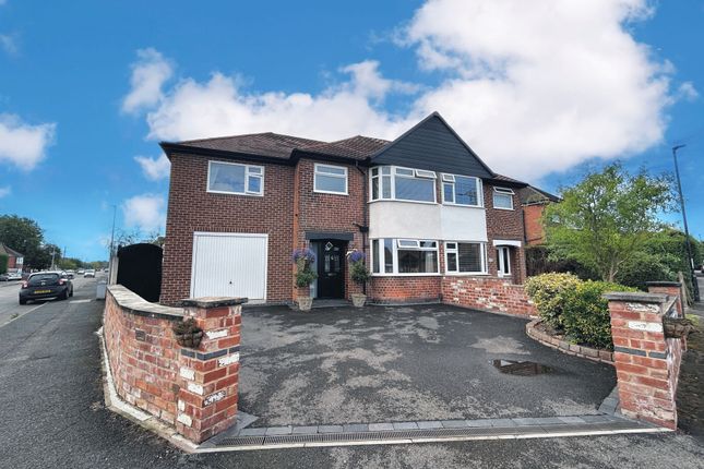 4 bedroom semi-detached house for sale
