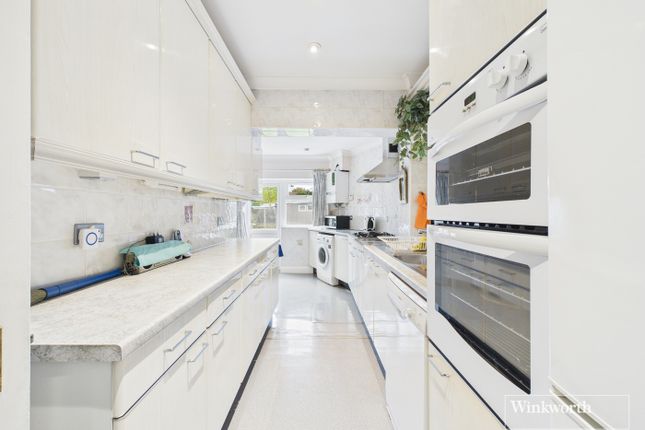 Church Drive, London NW9 4 bed terraced house for sale