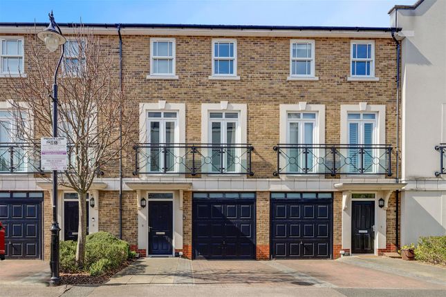 India Way, Roehampton SW15 4 bed townhouse for sale