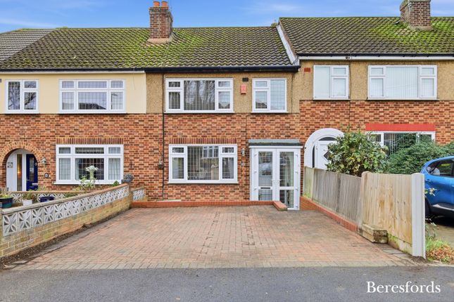 Elgin Avenue, Romford, RM3 3 bed terraced house for sale