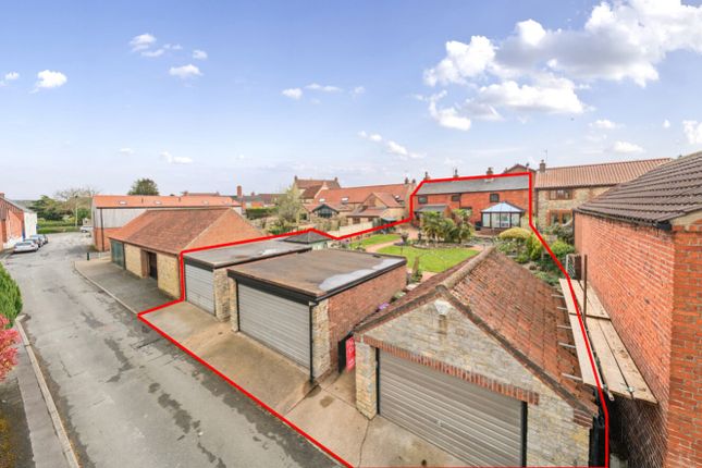 Clint Lane, Navenby, Lincoln... 4 bed detached house for sale